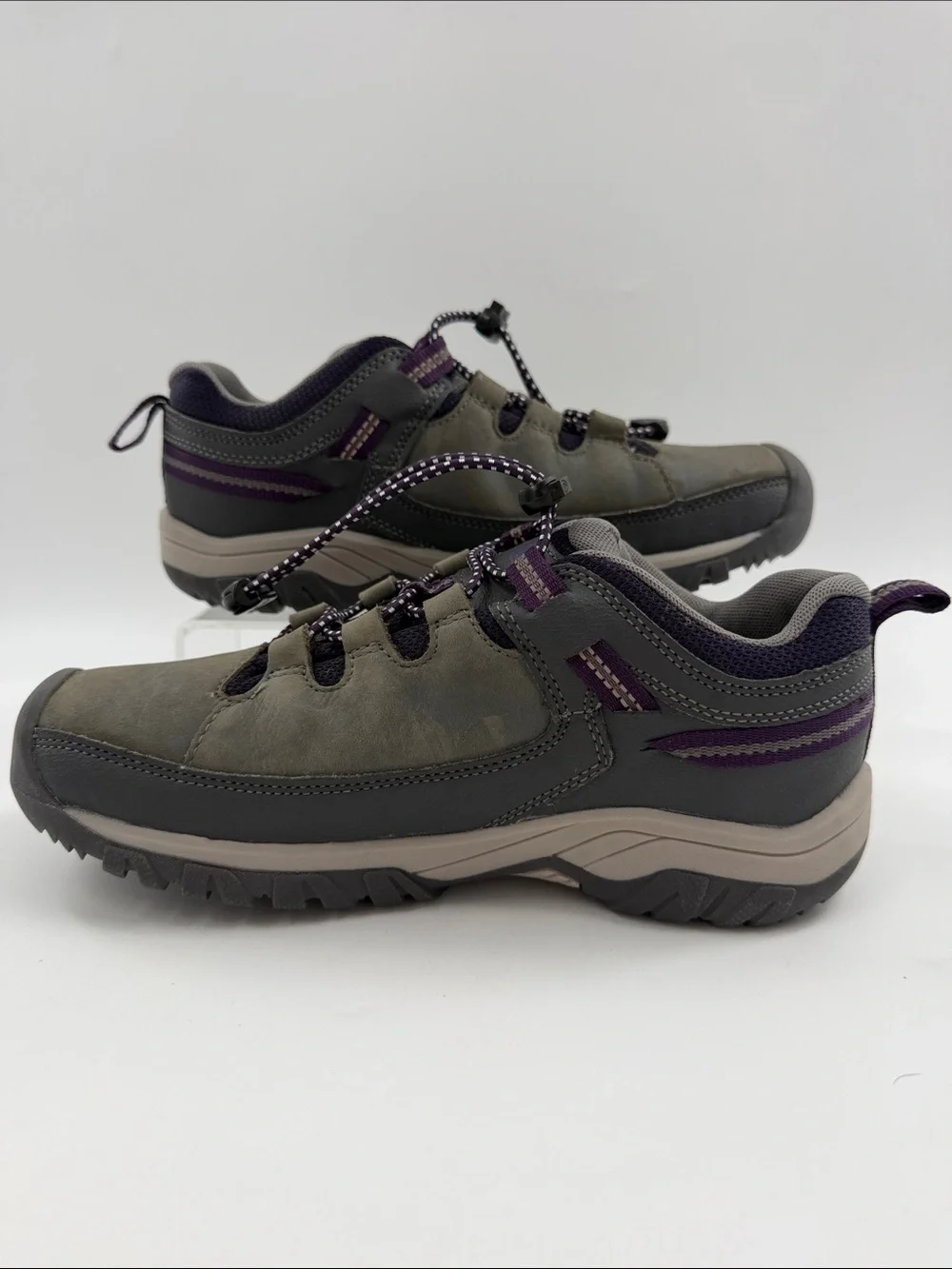 KEEN Kids' Targhee Low Waterproof Hiking Shoe Magnet/Tillandsia Purple Youth 3